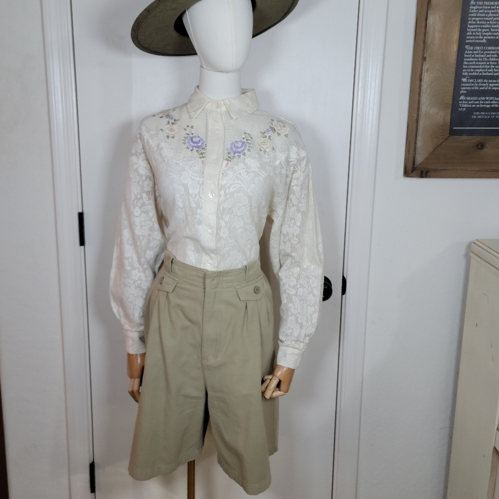 QPS Vintage 100% Cotton Lace Embroidered Shirt Size Medium